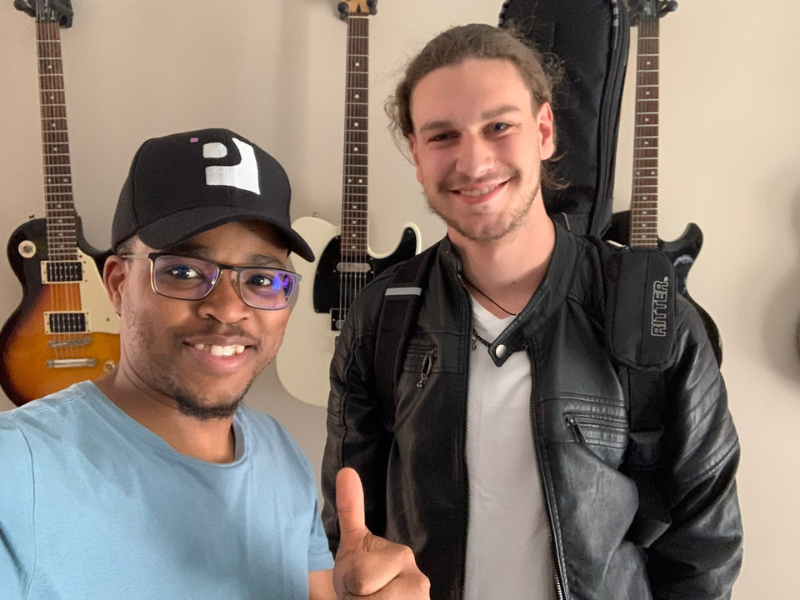 Secondhand / Pre-Owned Instruments